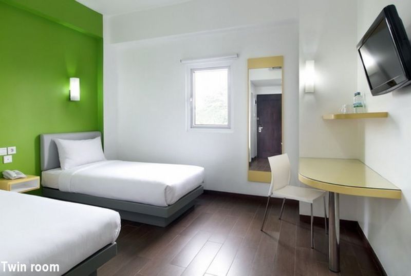 Amaris Hotel Mangga Besar Джакарта Экстерьер фото